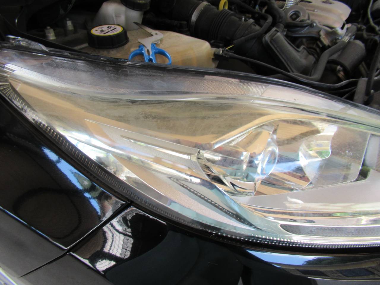 ヘッドライト磨き出張施工 滋賀県米原市にて。引き続き2段目